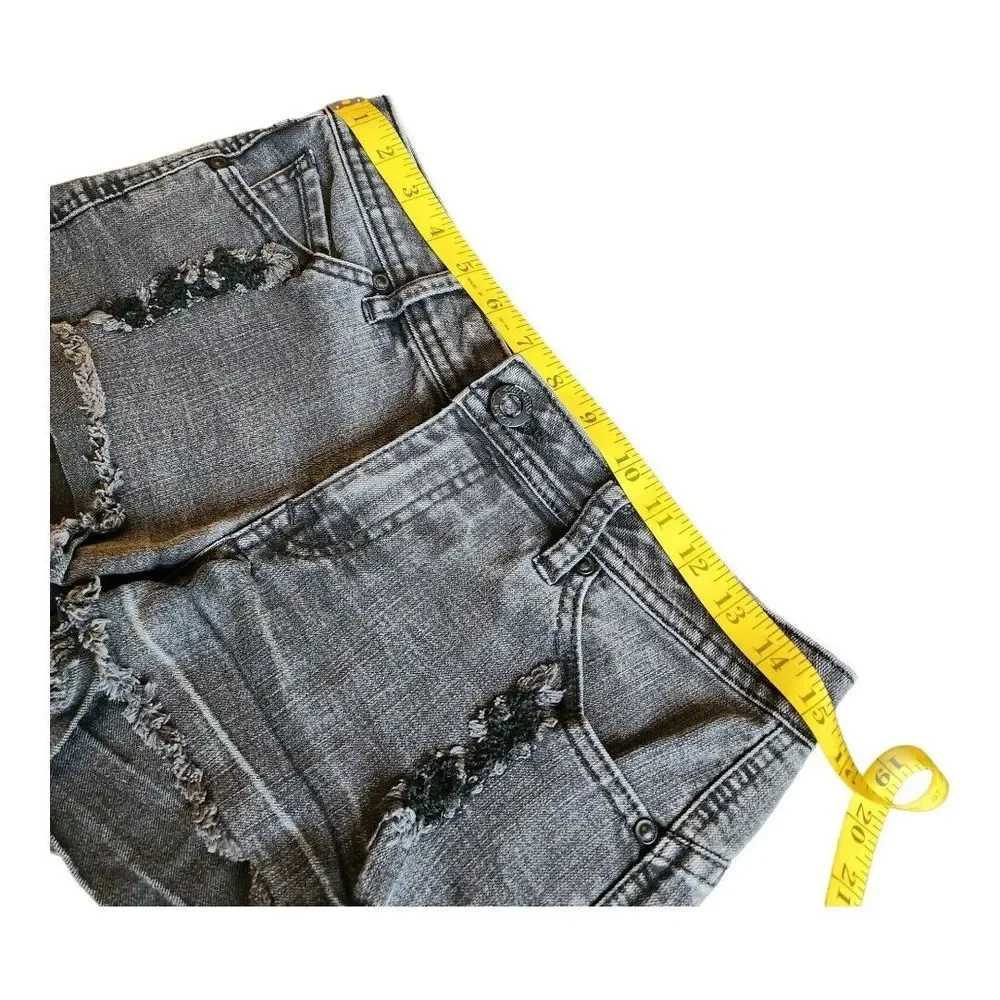 Volcom High Voltage Destroyed Denim Short Shorts. Black, Juniors Size 7 Distress